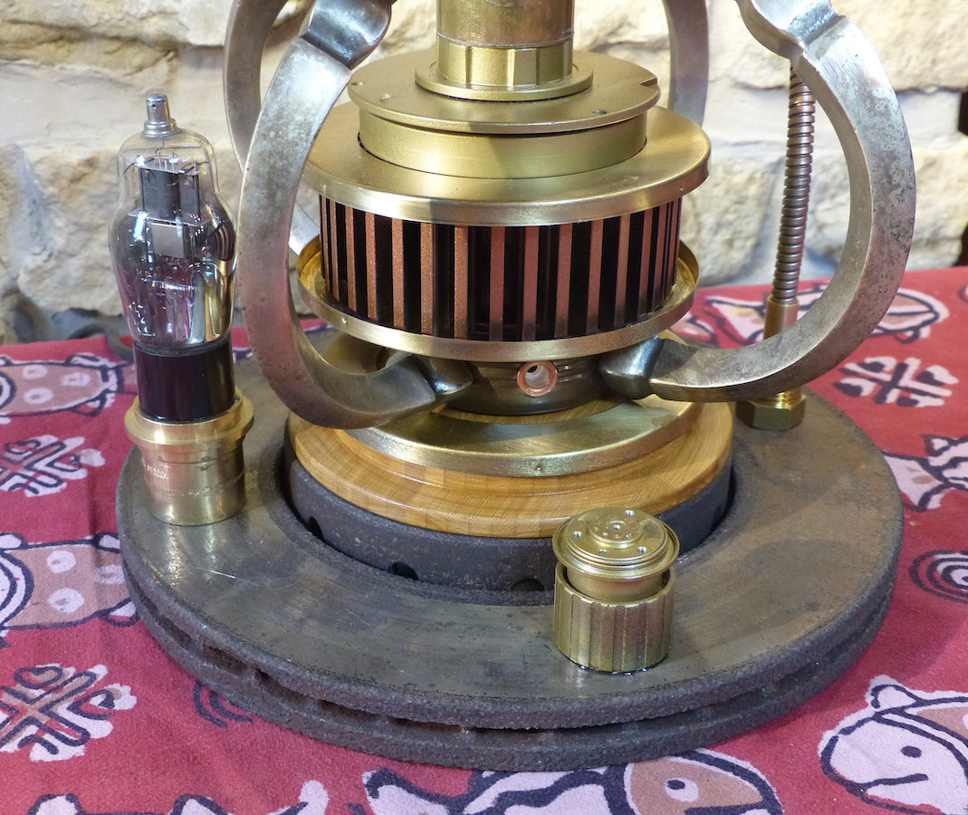 Steampunk Lamp 90_0230.jpg